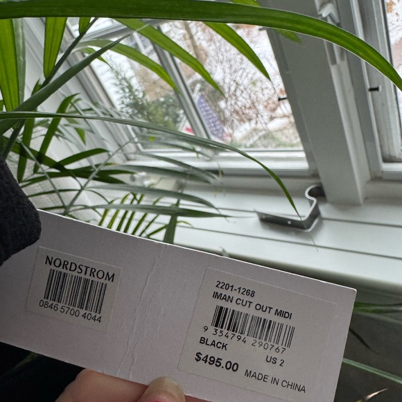 Rebecca Vallance Iman Cutout Midi Black Dress

NWT
Never work - Picture 4 of 8